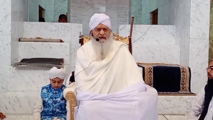 مشہور صوفی بزرگ حضرت مولانا پیر ذوالفقار احمد نقشبندیؒ دارِ فانی سے رخصت، نمازِ جنازہ اور تدفین کب اور کہاں؟